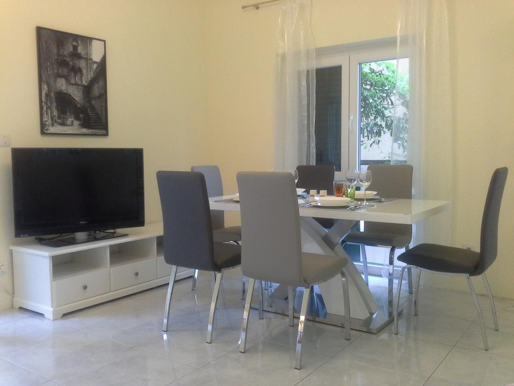 Sabina Apartments Omis Room photo